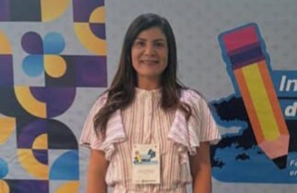 Bianca Ferreira Varela do Nascimento, subsecretária municipal de Educação, é irmã do vereador Vítor de Doca (PL), presidente da Câmara de Casimiro de Abreu: MP recomendou a exoneração, para evitar o nepotismo cruzado