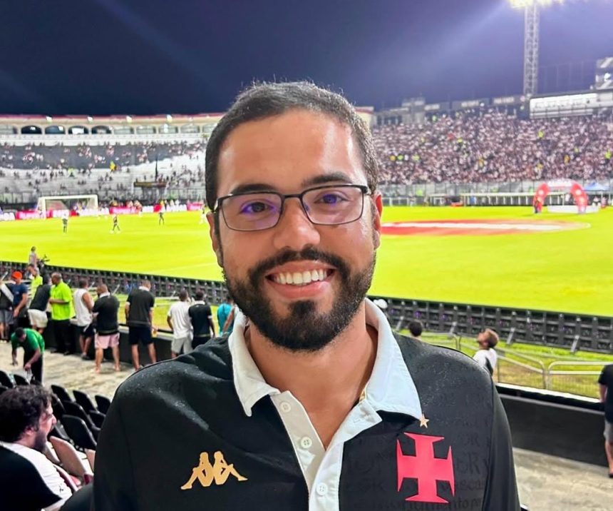 Sapucaí só pagando: Pedro Duarte dispensa ingressos da Câmara para o sambódromo