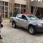 O levantamento dos índices de violência no estado do Rio, divulgado na última quinta-feira (27) pelo Instituto de Segurança Pública (ISP), registrou que os indicadores de violência estão em queda em Niterói, o que vai na contramão do estado. O estudo compara os dados consolidados em janeiro de 2025 com o mesmo período do ano passado.