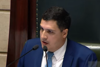 Rogério Amorim dispara contra ausência de secretário