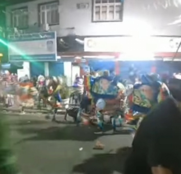 Briga em festa de carnaval termina com seis presos e granada apreendida; vídeo