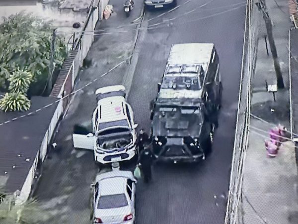 Operação da Civil no Rio busca envolvidos em roubo de vans com prejuízo de R$ 5 milhões