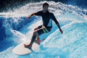 Novo condomínio na Barra terá a 1ª piscina de ondas indoor para surfe