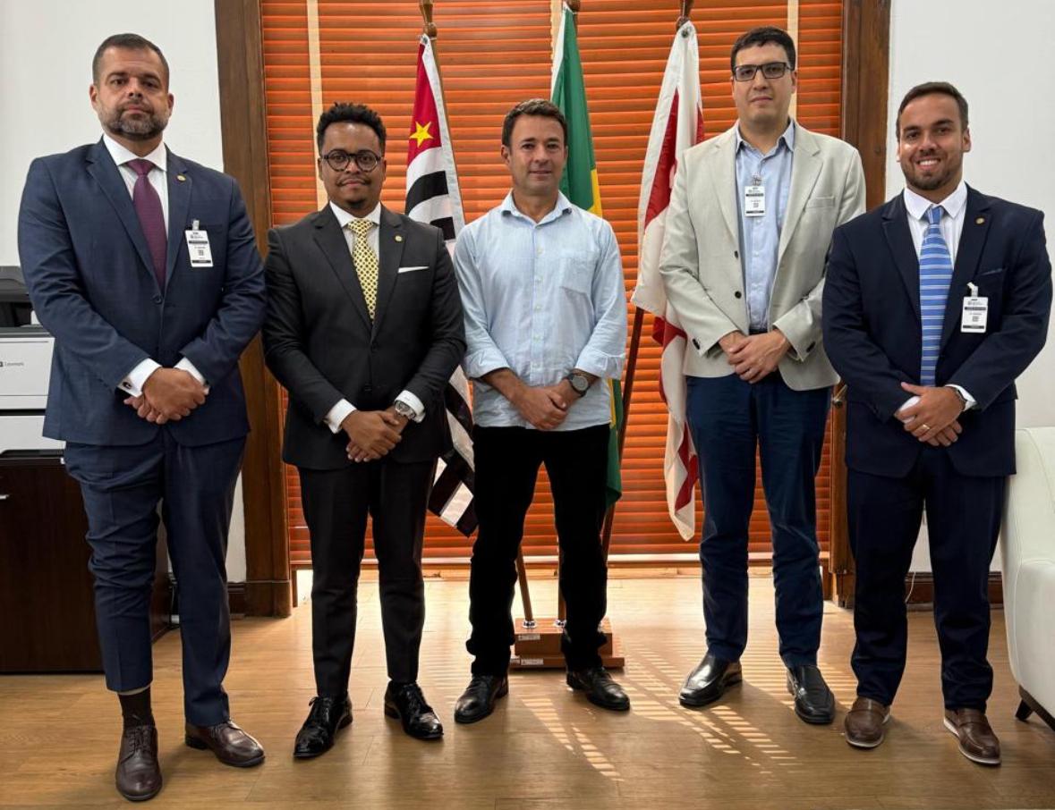 Poubel; Rafael Satiê; o vice-prefeito de São Paulo, Ricardo Mello Araújo; Rogério Amorim; e Fernando Armelau: bancada do PL na Câmara do Rio vai conhecer a Guarda Civil Metropolitana