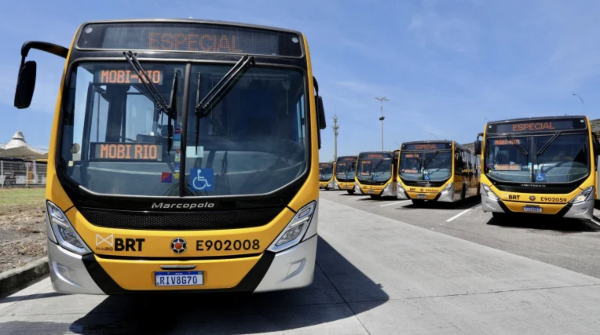 A reunião entre o sindicato dos funcionários da Mobi Rio, e os representantes da empresa pública que administra a operação do BRT na cidade do Rio, realizada nesta quinta-feira (20), não deu conta de resolver o impasse, mesmo com a mediação do Ministério Público do Trabalho (MPT).