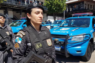 O Ministério Público do Estado do Rio de Janeiro (MPRJ) recomendou à Polícia Militar (PMERJ) e à Fundação Getúlio Vargas (FGV) o fim das exigências médicas consideradas discriminatórias e inconstitucionais no edital do concurso público para ingresso na corporação.