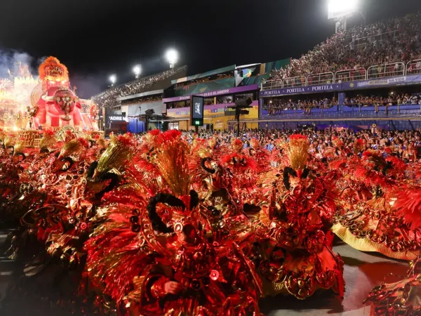 Carnaval: Unidos de Padre Miguel fica em último e cai para a Série Ouro 57 Unidos de Padre Miguel fica em último e cai para a Série Ouro
