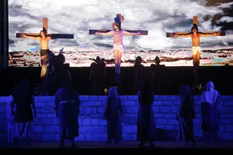 Paes patrocina espetáculo da Igreja Católica com R$ 350 mil