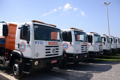 Comlurb fecha contrato de R$ 354,9 milhões para caminhões na Zona Oeste