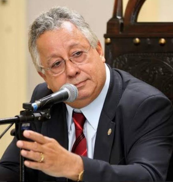 Bacellar também exonera presidente do Ipem indicado por Dionísio Lins