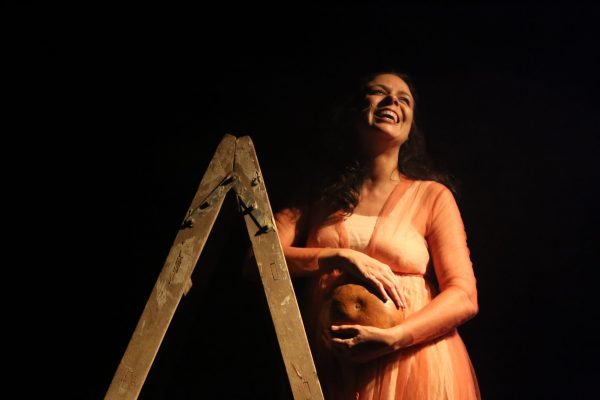 Premiada peça “Em Nome da Mãe” volta ao Teatro Adolpho Bloch