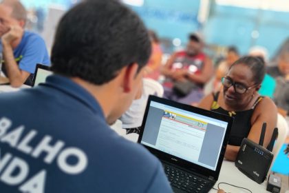 Rio tem mais de 1,3 mil vagas de emprego abertas nesta semana