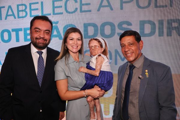 Cordão de quebra-cabeça agora é de uso exclusivo para pessoas com TEA