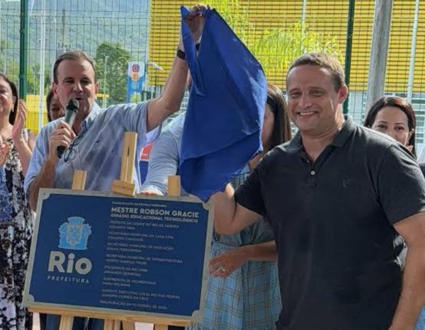 Ex-vereador Marcelo Arar é nomeado subsecretário de Lutas na Prefeitura do Rio 53 O prefeito Eduardo Paes e o ex-vereador Marcelo Arar: aliado não se reelegeu, mas não ficou ao relento e ganhou uma vaga de sub na Secretaria de Esportes