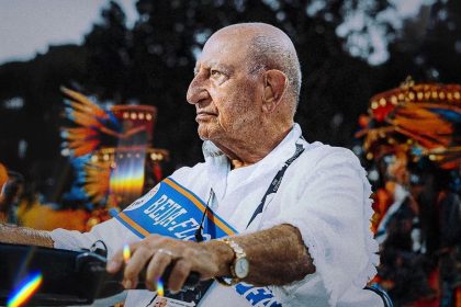 O patrono da Beija-Flor, Anísio Abrãao David, não pediu votos para o sobrinho, Ricardo Abrão, nas eleições de 2022, mas a família se recompôs: a paz reina em Nilópolis, só resta saber até quando