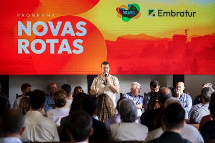 Angra sedia capacitação da Embratur visando atrair turistas internacionais