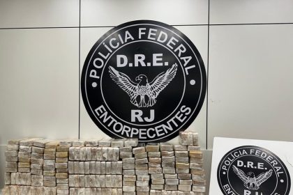 Caminhoneiro é preso com 170 kg de cocaína a caminho da Zona Norte