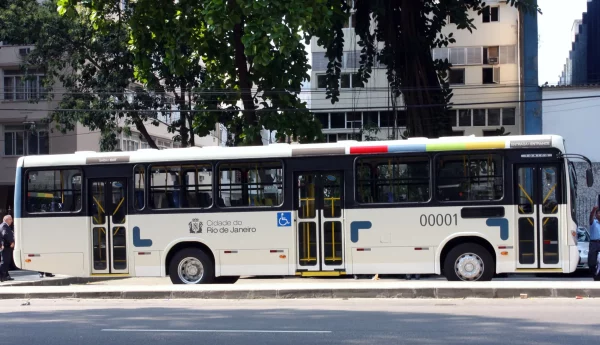 Gratuidade nos transportes: vereadores analisam projeto para tarifa zero aos domingos