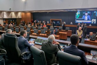 Pacotão tributário e de segurança proposto por Castro é publicado no sistema