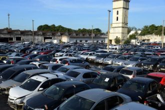 Vítimas de roubo e furto terão até 90 dias para retirar veículos no pátio sem taxas de reboque