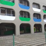 Operário morre ao cair do 4º andar de Ciep na Baixada Fluminense