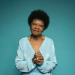 Considerada uma das maiores vozes da música brasileira, a cantora e compositora Alaíde Costa receberá a medalha Pedro Ernesto durante o show Uma Estrela Para Dalva, um álbum tributo a Dalva de Oliveira. A ação vai acontecer na próxima sexta-feira (09), no Teatro Rival, Centro do Rio. A artista vai receber a maior honraria da Câmara dos Vereadores da cidade das mãos da vereadora Thais Ferreira (PSOL).
