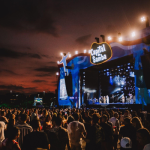 Nos dias 17 e 18 de maio de 2025, a Marina da Glória será palco da terceira edição do Capital do Samba, o maior festival de samba e pagode do Rio de Janeiro. O evento promete reunir grandes nomes do gênero em dois dias inesquecíveis de muita música e celebração.