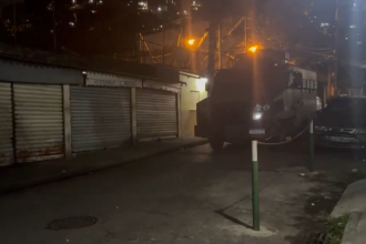 Nove escolas são fechadas durante operação da PM no Morro dos Macacos; vídeo