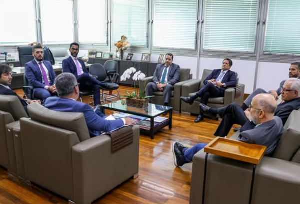 Reunião entre representantes do governo discute reivindicação de candidatos do concurso da PM