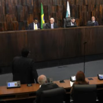 Projetos de lei de Cláudio Castro recebem emendas e voltam para discussão nesta semana