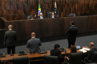 Alerj aprova prorrogação da CPI da Transparência