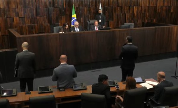 Alerj aprova prorrogação da CPI da Transparência
