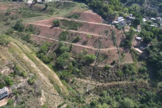 Governador sanciona lei para proteger moradias em áreas de risco