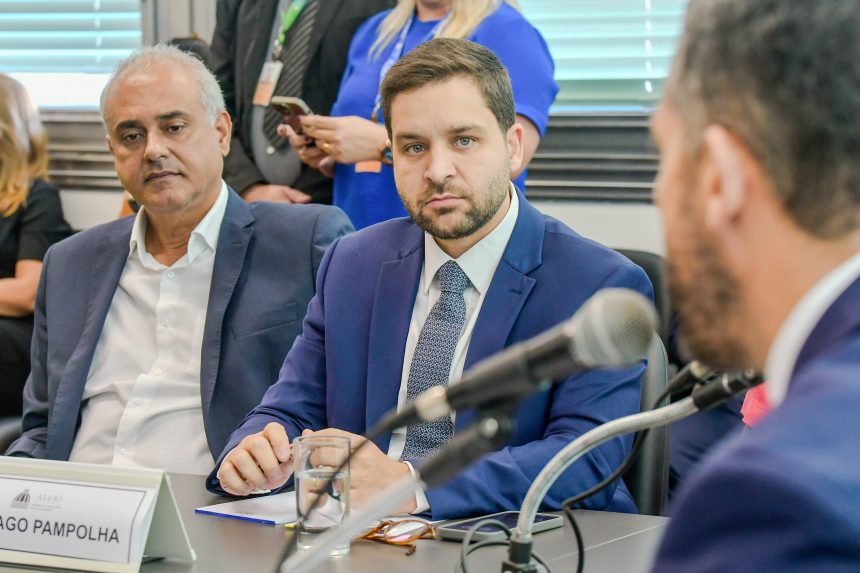Ex-subsecretário de Castro desiste de ação para tentar barrar Pampolha no TCE