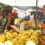 Cesar Maia, três vezes no comando do Rio, saía pelas ruas no verão usando um casaco laranja, no melhor estilo "prefeito maluquinho"