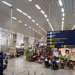 Só pelo Aeroporto do Galeão desembarcaram cerca de 40 mil turistas de voos internacionais; mas o número pode ter chegado a 65 mil, que teriam deixado R$ 153 milhões na cidade