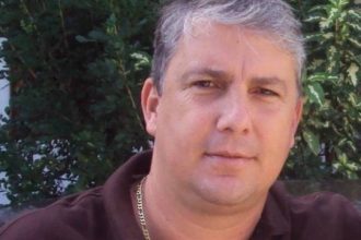 Condenado por matar o vereador Lúcio do Nevada, em Niterói, é preso