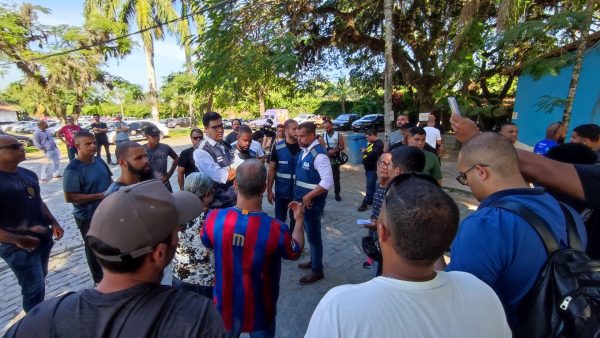 Comissão da Alerj faz Detro liberar veículos de depósito lacrado