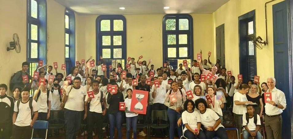 A última edição do Letrartes aconteceu no dia 7 de maio, no Colégio Estadual João Alfredo, em Vila Isabel: projeto foca na importância das letras e das artes para compreensão da cultura e visa a prevenção da violência