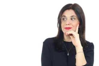 A escritora e analista junguiana Patrícia de Luna lança, nesta sexta-feira (16), seu novo livro, "Rio de Vênus", a primeira obra da Editora Fhogo
