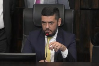Presidente da Alerj afirma que dará retorno a candidatos de concursos 'antes do recesso'