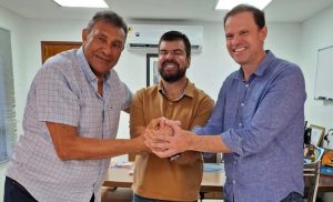 José Camilo Zito, Welberth Rezende e André Lazaroni: em Macaé, a dupla filia-se ao Cidadania