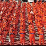 A Comlurb faz 50 anos nesta quinta-feira (15) e o Dia do Gari é comemorado na sexta-feira: Câmara do Rio homenageia uma das categorias mais queridas dos cariocas