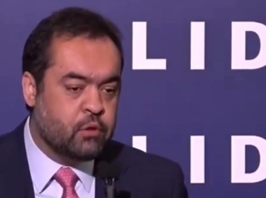 O governador Cláudio Castro (PL) em Nova York: a Assembleia Legislativa está na expectativa das mudanças que fará quando voltar da viagem