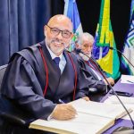 O presidente do Tribunal de Contas do Estado (TCE), Márcio Pacheco, comunicou oficialmente, hoje, a aposentadoria de José Maurício Nolasco