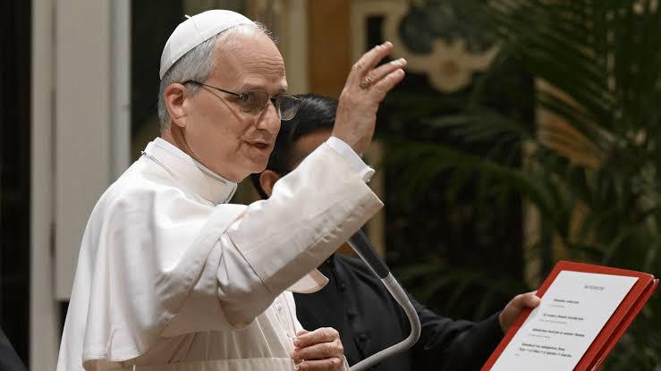 A homenagem a Robert Francis Prevost, o Papa Leão XIV, uniu ferrenhos adversários na Câmara do Rio