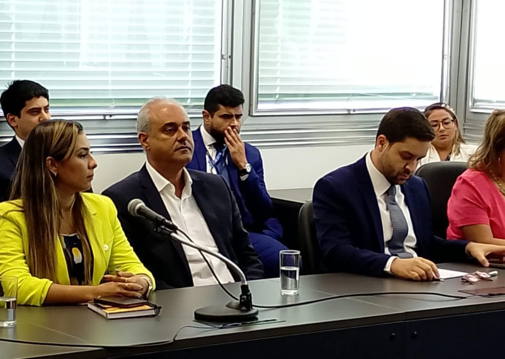 Bastidores da indicação ao TCE: Pampolha passa sem nem piscar pela sabatina — ops, pela sessão de homenagens 63 WhatsApp Image 2025 05 20 at 12.08.18