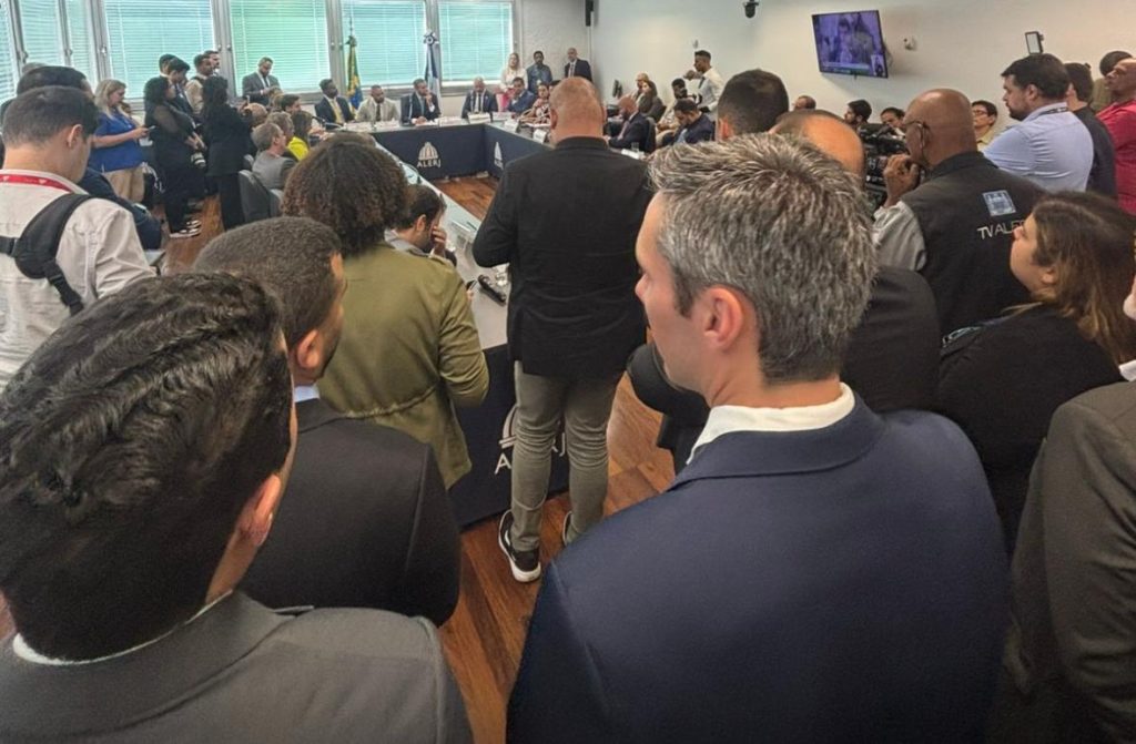 Bastidores da indicação ao TCE: Pampolha passa sem nem piscar pela sabatina — ops, pela sessão de homenagens 62 WhatsApp Image 2025 05 20 at 13.03.44