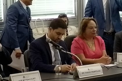 o vice-governador Thiago Pampolha, já quase um conselheiro do Tribunal de Contas: sabatina da Assembleia Legislativa virou uma grande sessão de homenagens