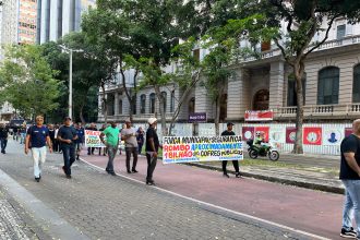 Guardas fazem novo protesto na Cinelândia contra Força de Segurança Municipal